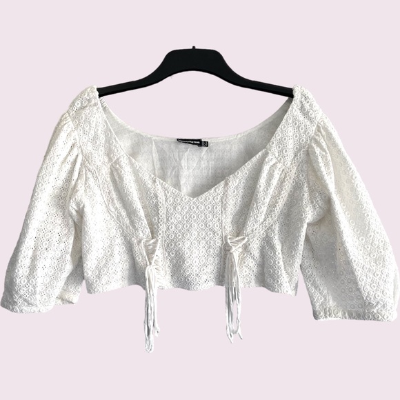 PRETTYLITTLE THING White Broderie Anglaise Bohemian Cropped Top Size 12 - Picture 4 of 8